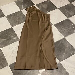 Banana Republic One-Shoulder Midi Dress in Champagne